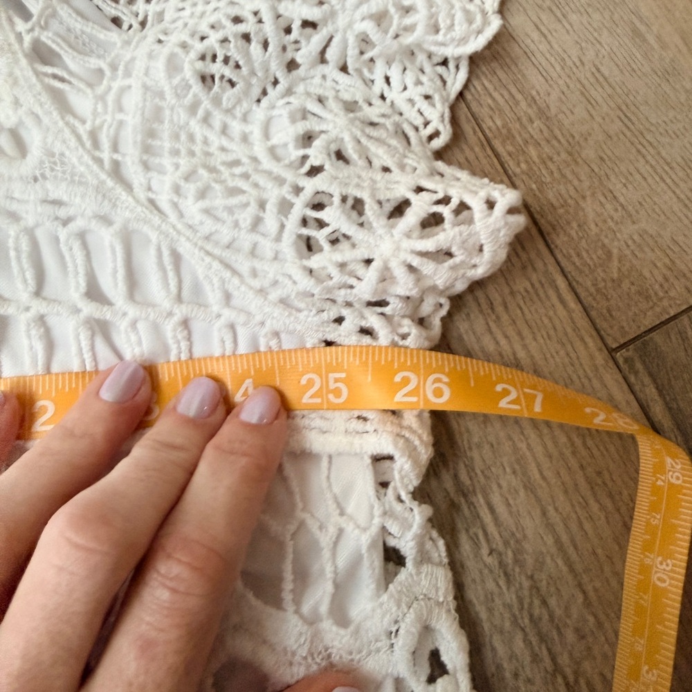 Cj banks Elegant White Lace Top - Picture 5 of 7